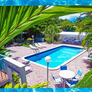 Green Island Inn